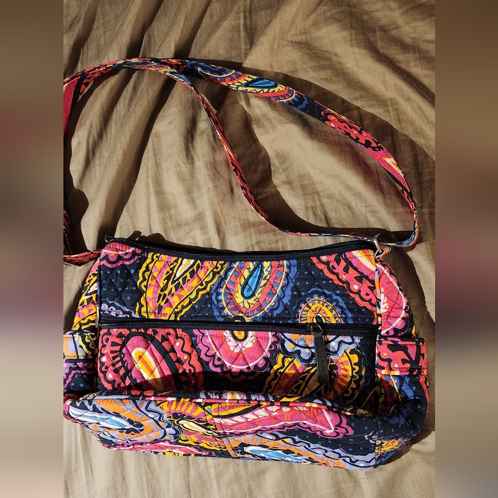 NWOT Vera Bradley Essential Twighlight Paisley Shoulder Bag